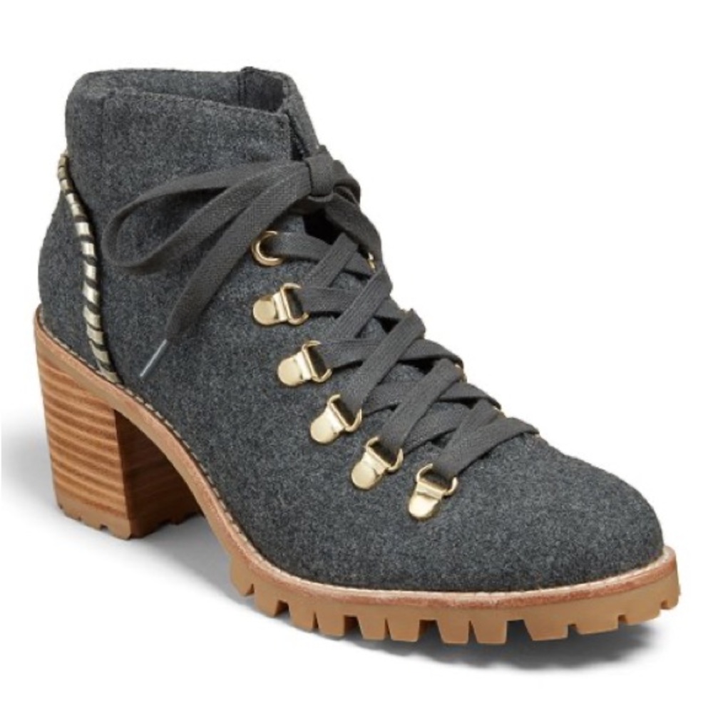 Jack Rogers Poppy Flannel Hiker Boots Grey NIB Size 6M Never Worn